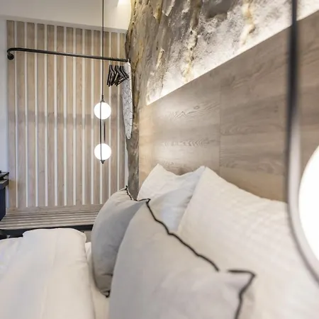 Polyzos Luxury Meteora #8 - Adults Friendly كالامباكا