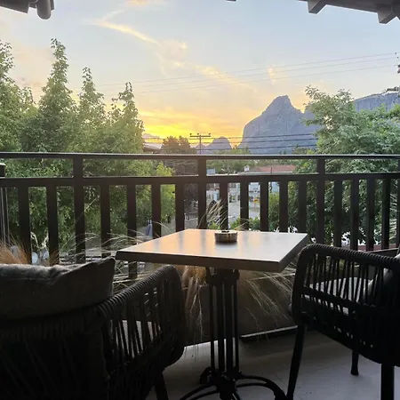 Polyzos Luxury Meteora #8 - Adults Friendly